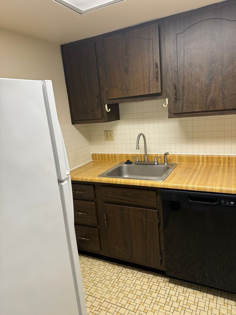 6215 Fifth Ave – photo 1
