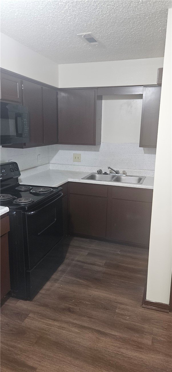635 Whitham Ave #6 – photo 4