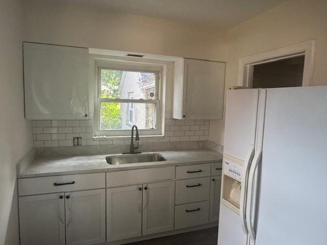 765 Coralie St – photo 3