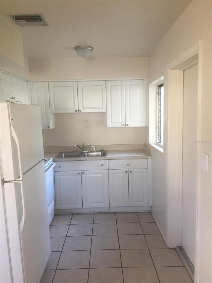 1615 W 7th St – photo 5