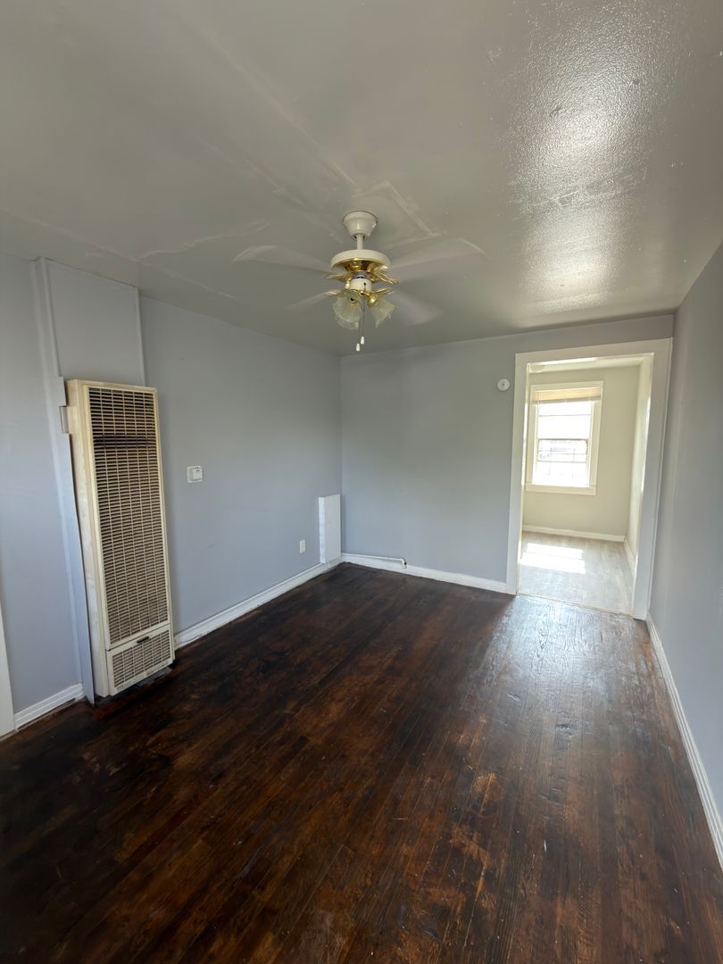 2304 Avenue V unit A – photo 2