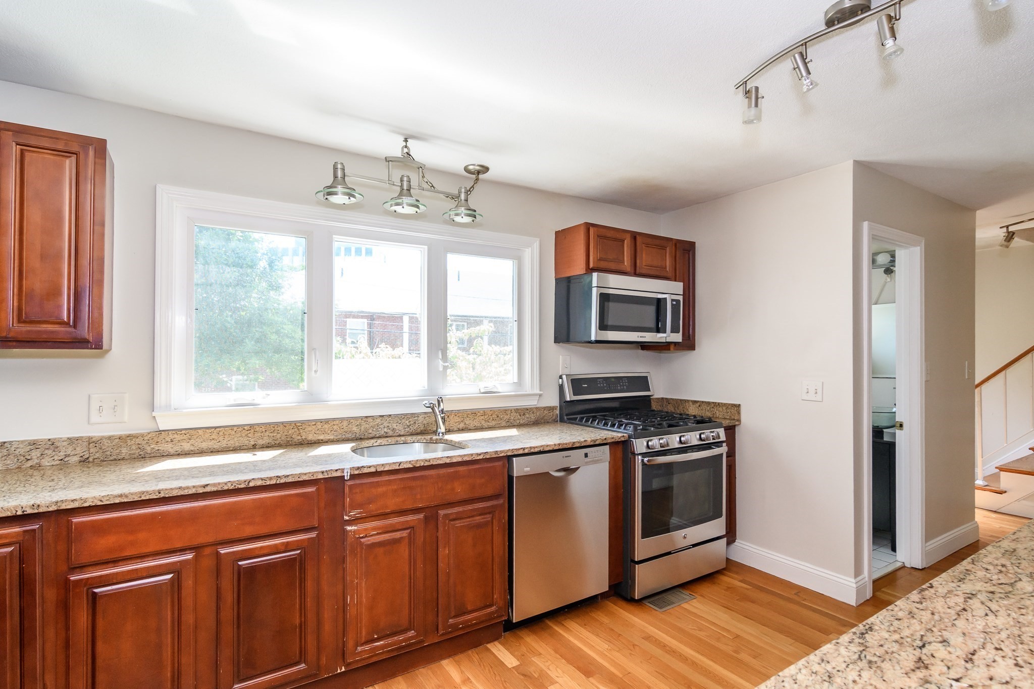 220 Kent St unit 220 – photo 3