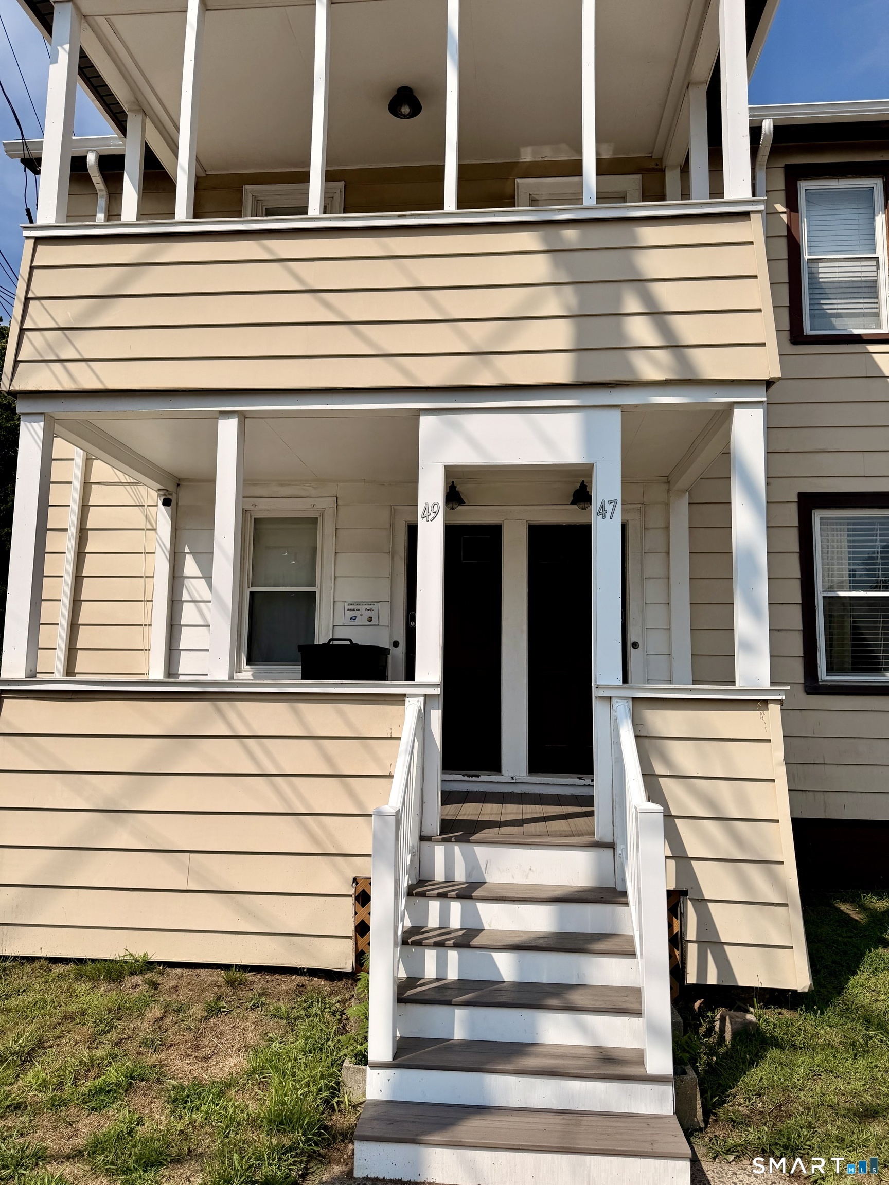 47 Woodin St – photo 1