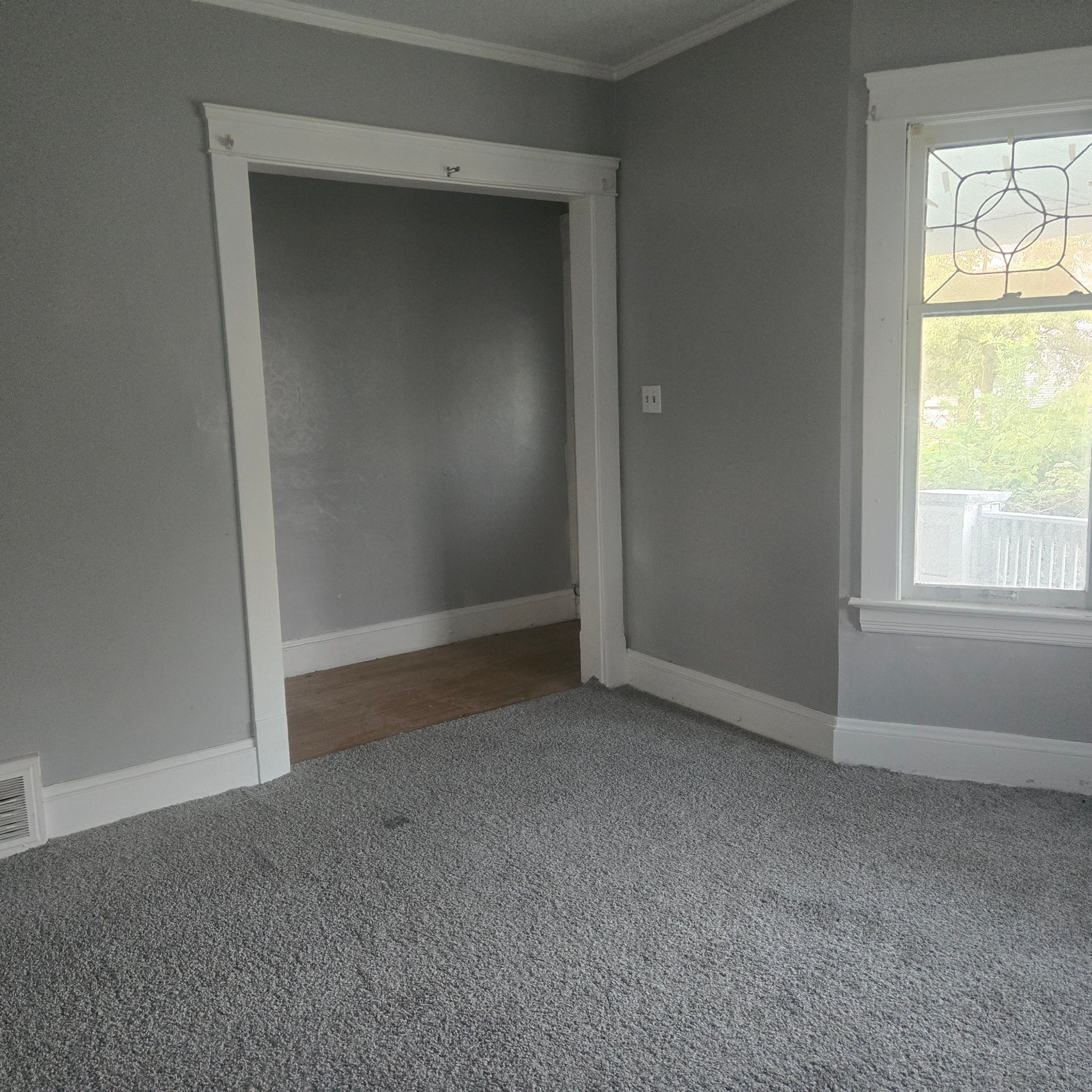 1853 Mannering Rd unit 3 – photo 1