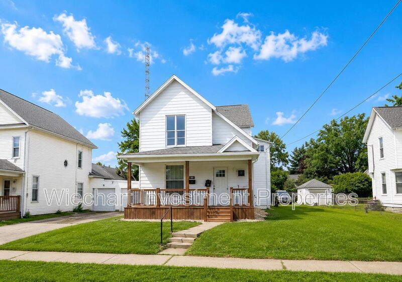 1028 W Wayne St – photo 1