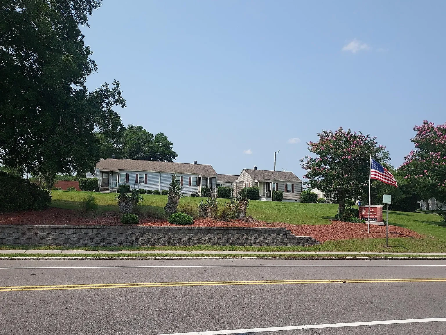 Lakeside Villas Apartments – photo 4