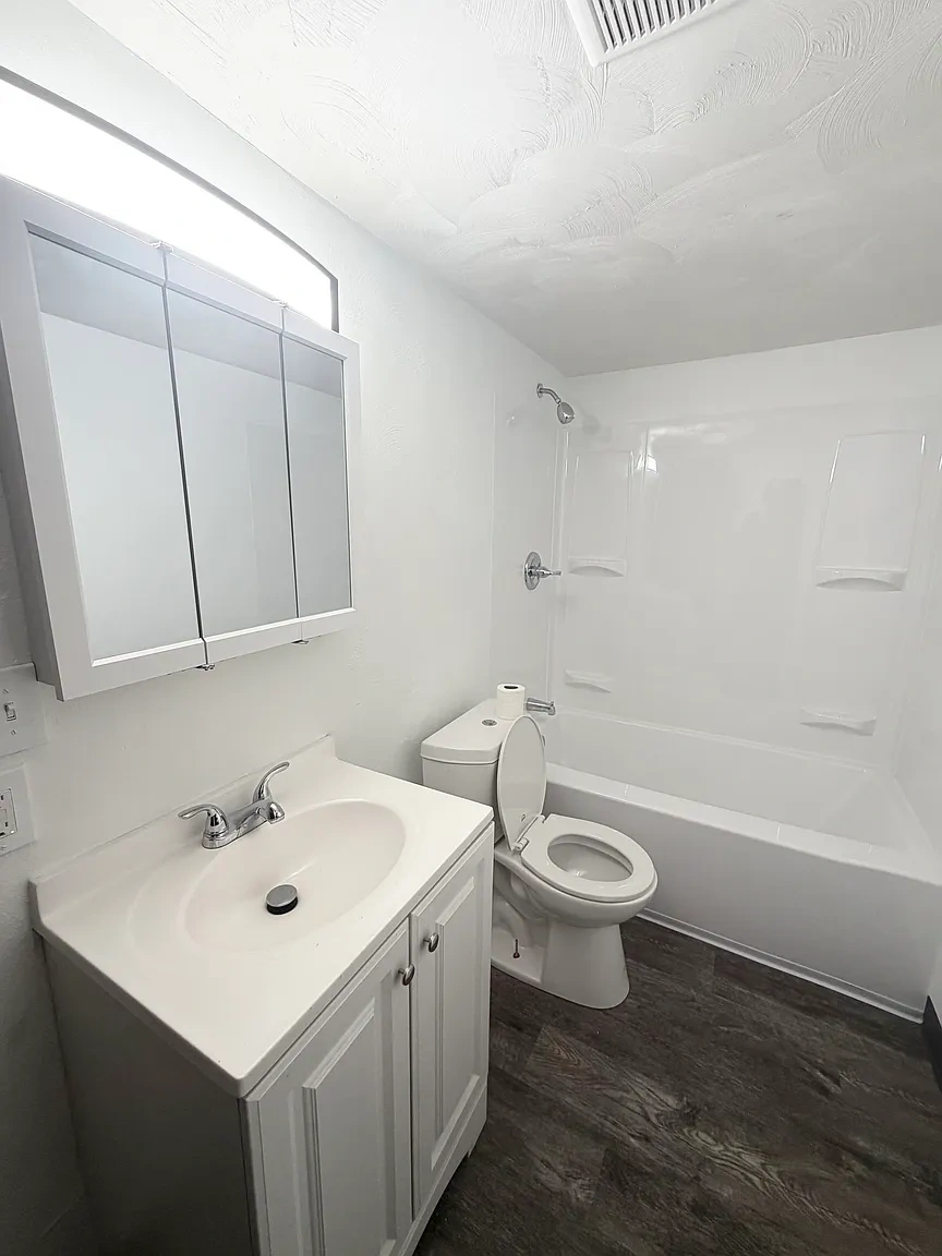 Essex House – photo 5