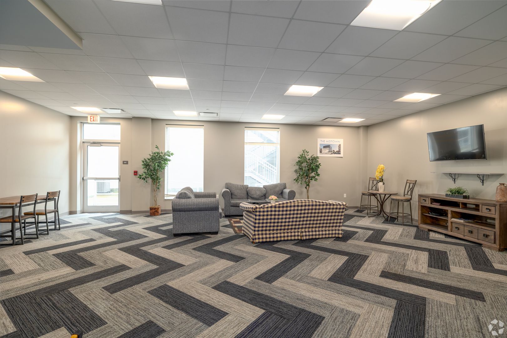 3101 Euclid Ave unit 108F – photo 4