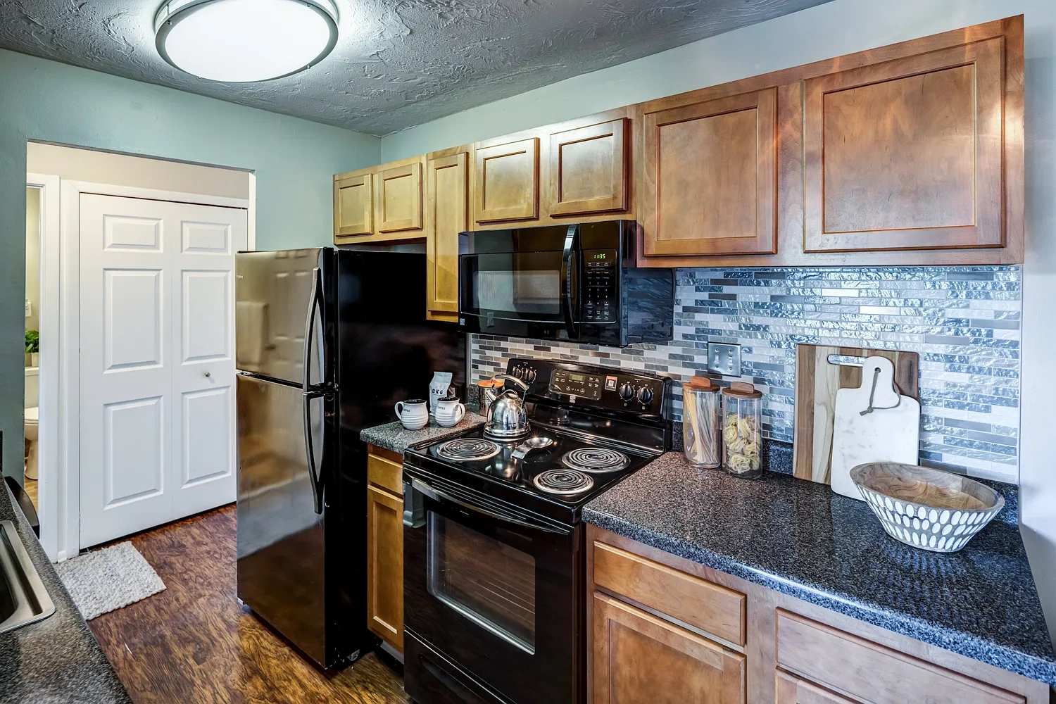 Solon Club Apartment Homes – photo 2