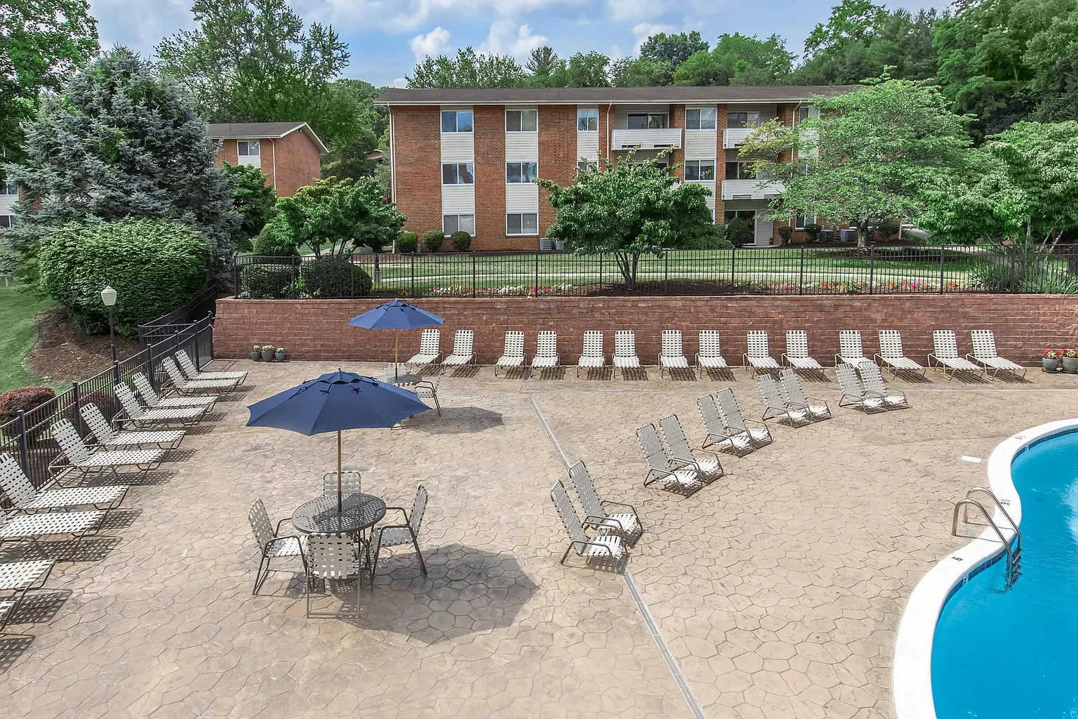 Windsor Hills Apartments – photo 4