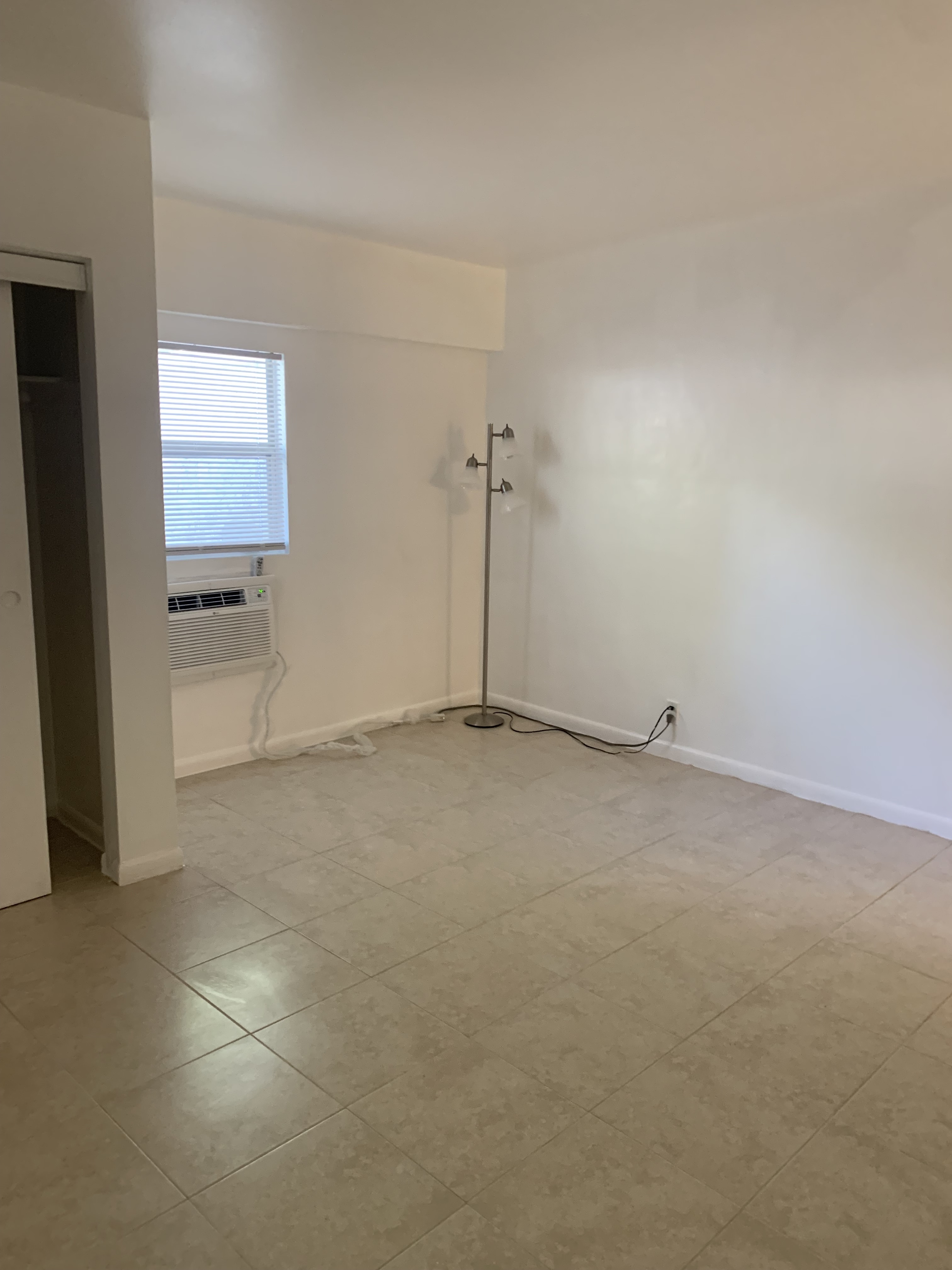 733 Cypress Dr unit 1 – photo 4