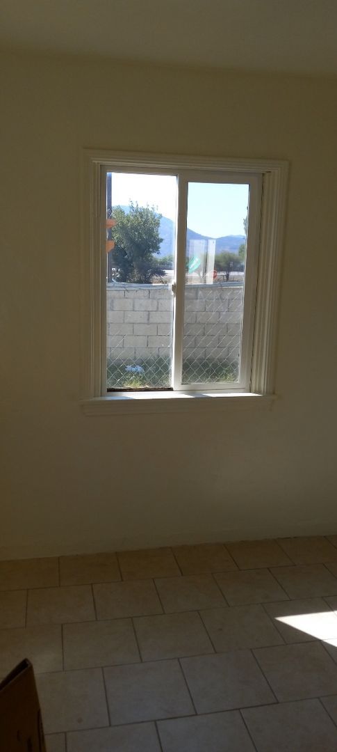 918 W Hays St – photo 2