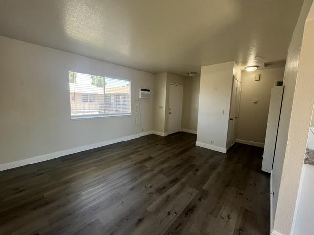 556 N Lincoln Ave unit 32 – photo 3