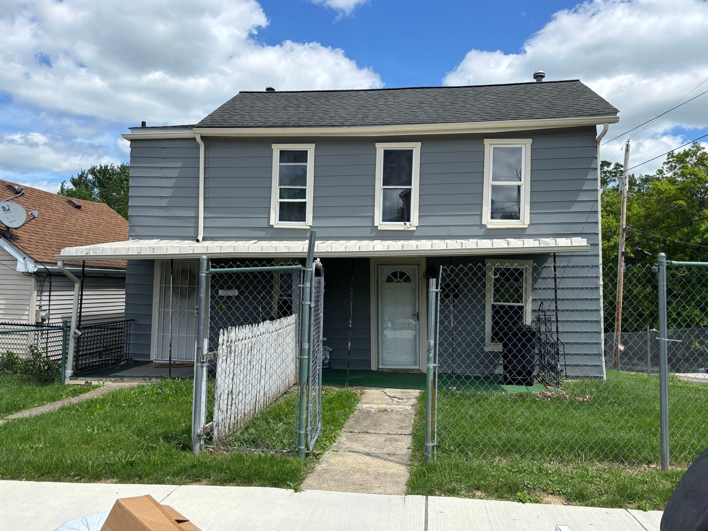 102-104 Linn Ave unit 102 – photo 1