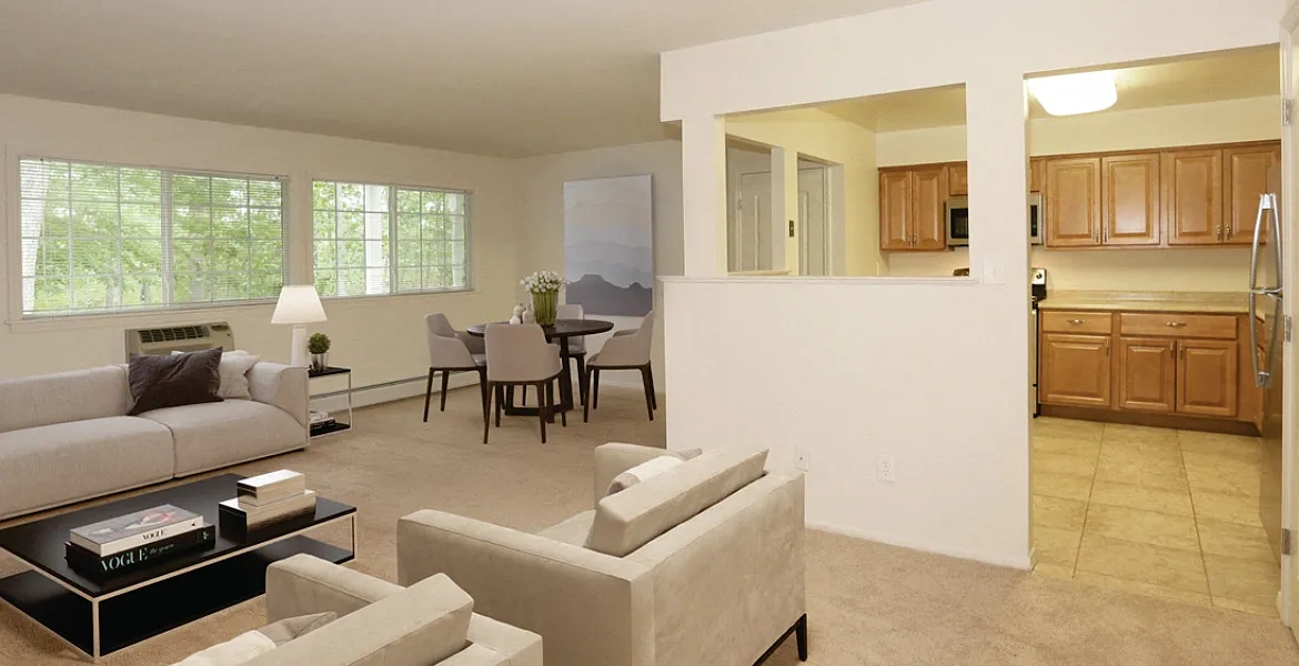 Town and Country Luxury Apartments – photo 1