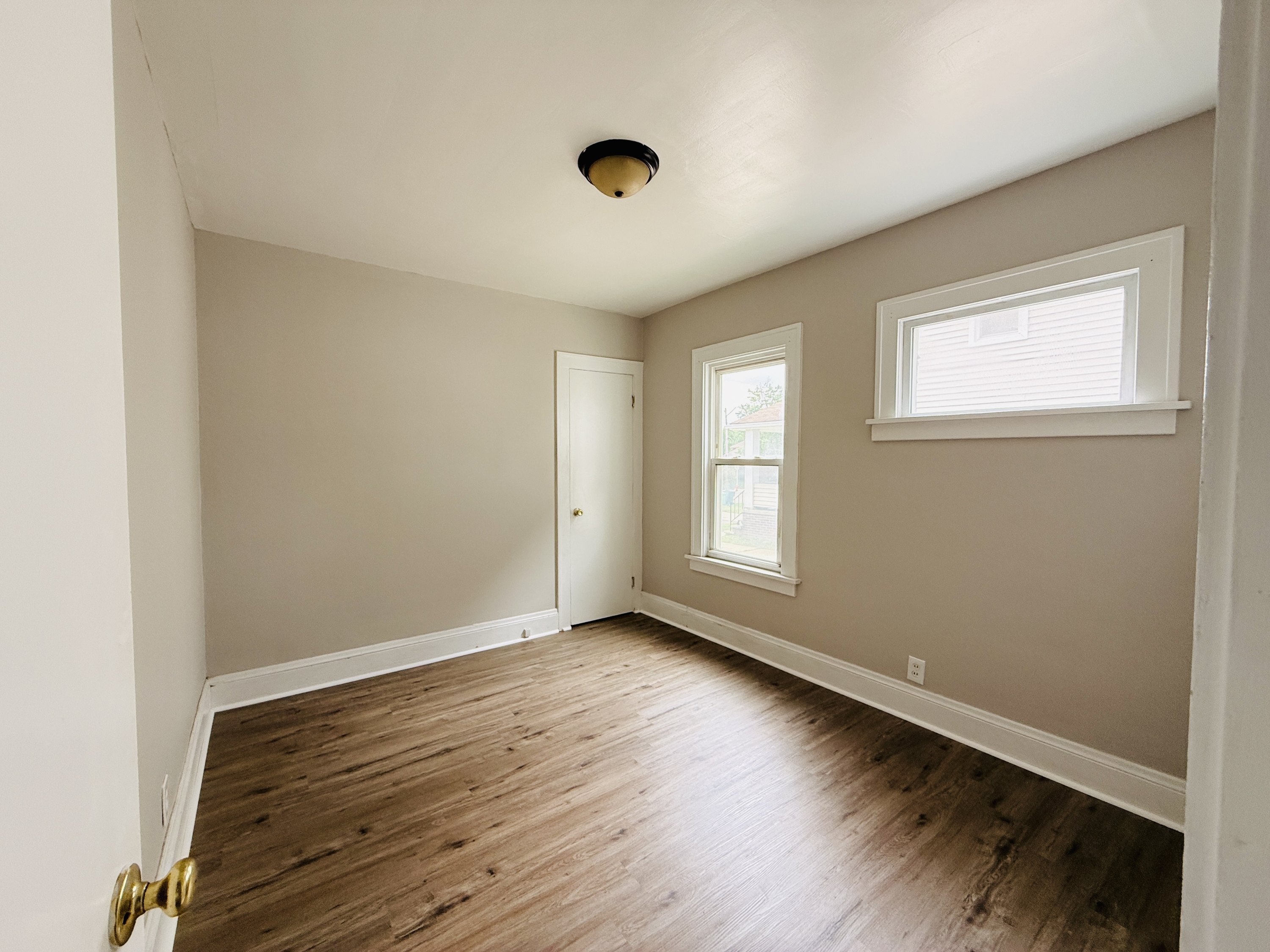 8329 Garfield Blvd – photo 4