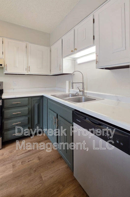 2229 4th Ave S – photo 3