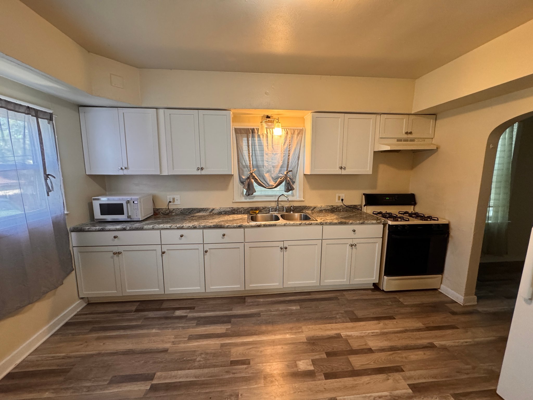 2308 W Burnham St – photo 4