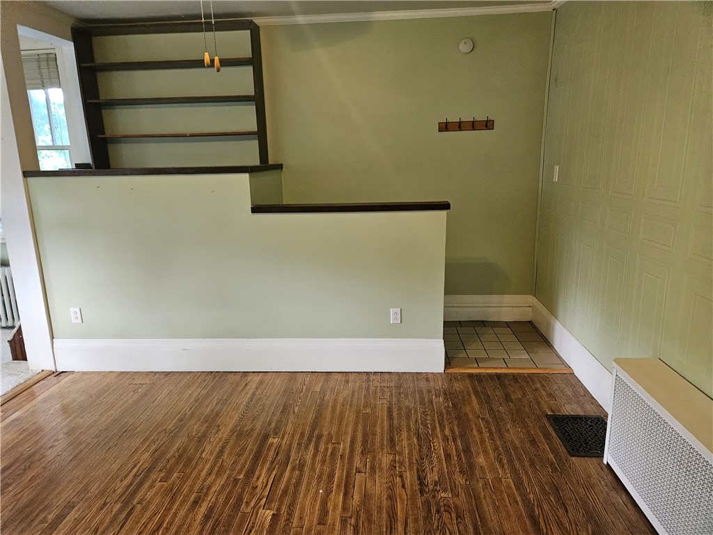 124 Lincoln Ave unit 2 – photo 5