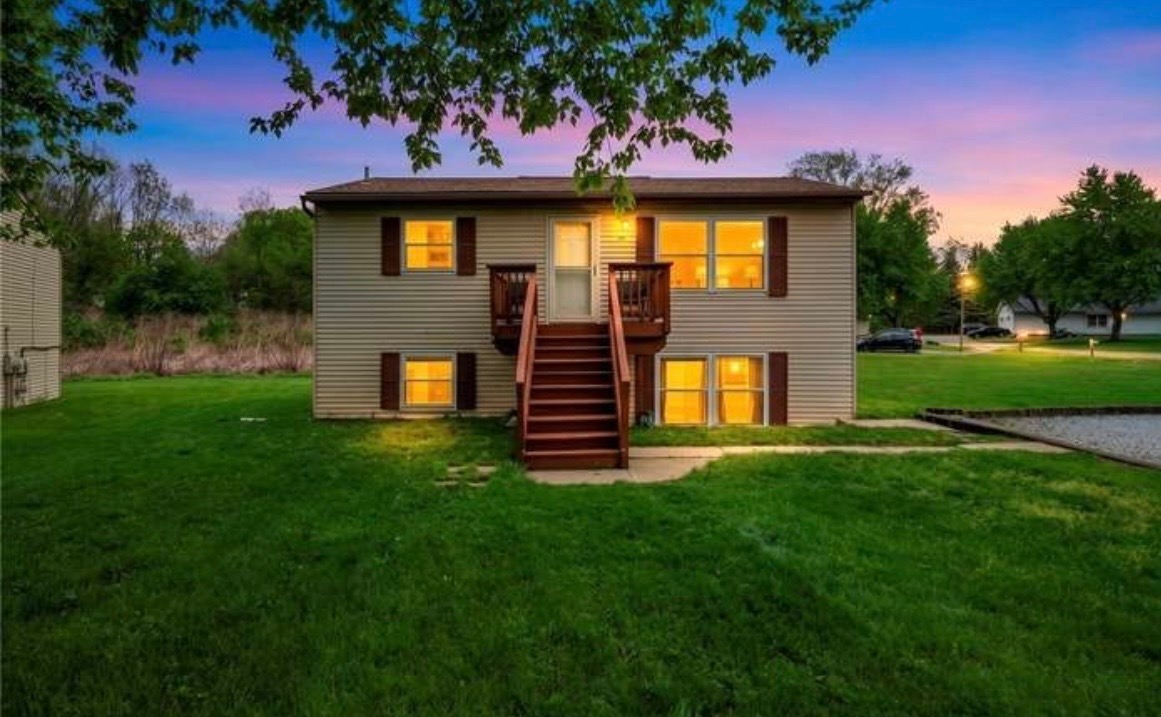 1529 Benjamin Ct – photo 1