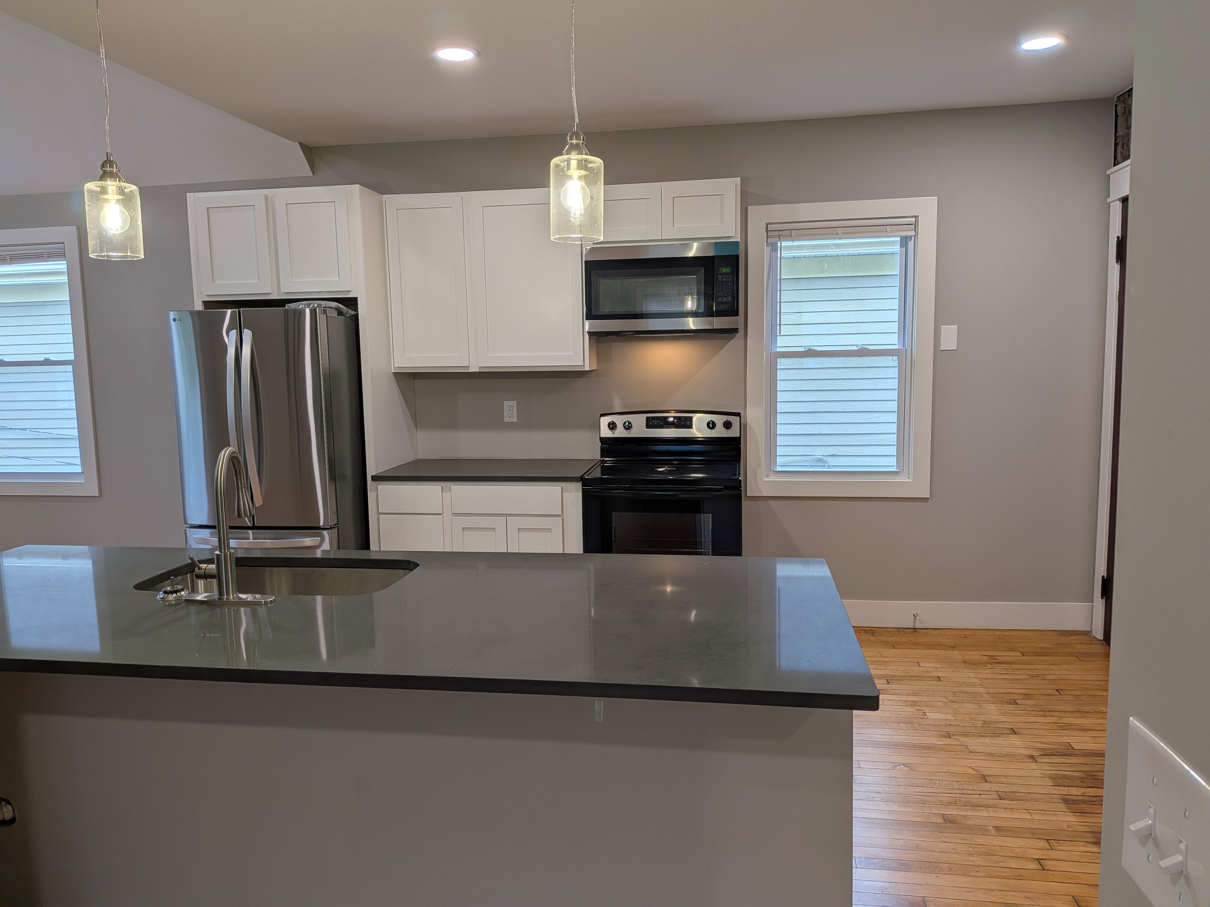 1014 Kenilworth Ave unit 3 – photo 4