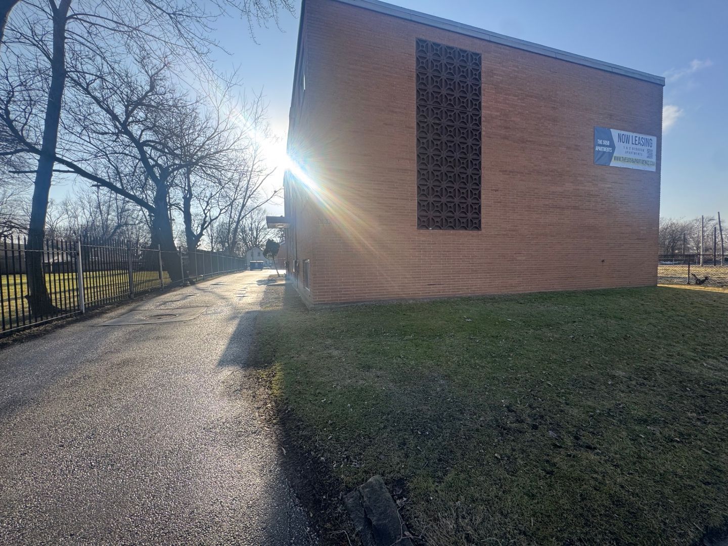 5058 Broadway Ave unit Unit 10 – photo 2