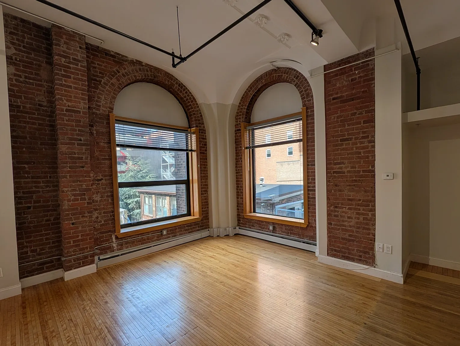 Bulldog Apartments – photo 3