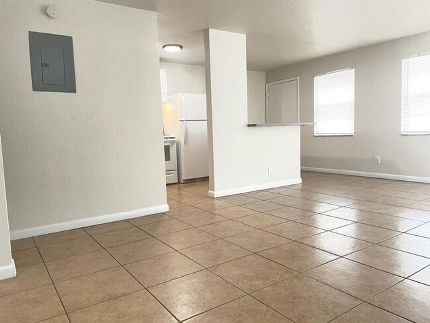 1520 Blue Heron Blvd unit 1520-29 - 2/1 – photo 4