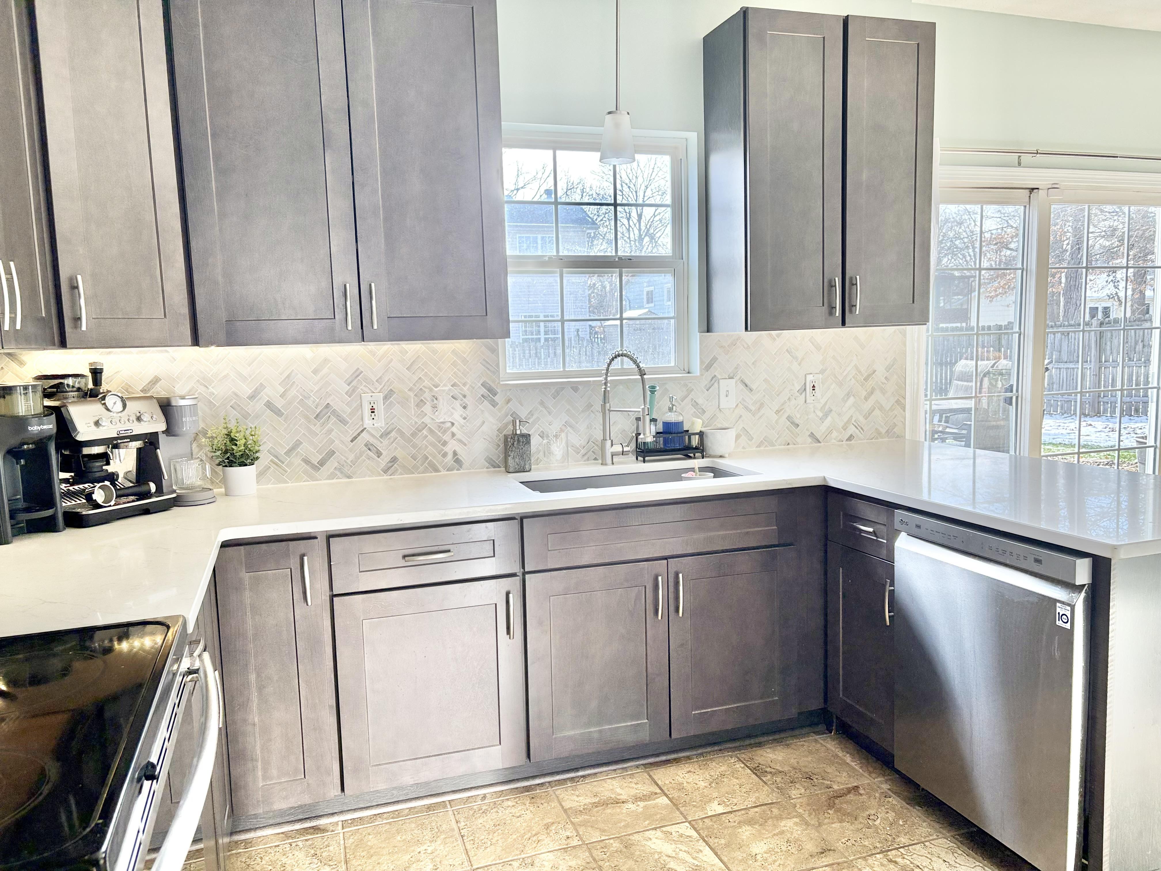 23277 Sharon Dr – photo 5