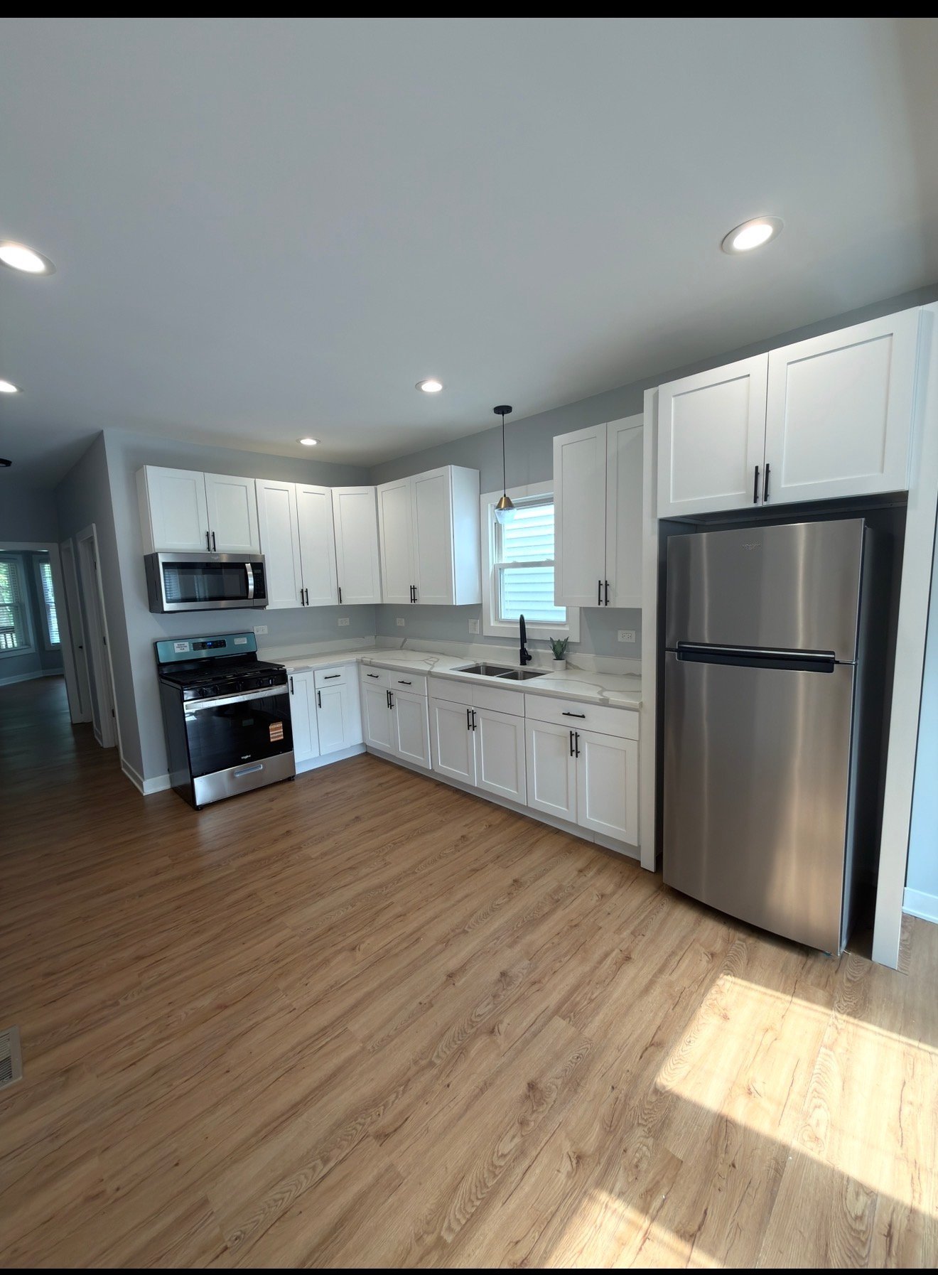5738 S Paulina St – photo 1