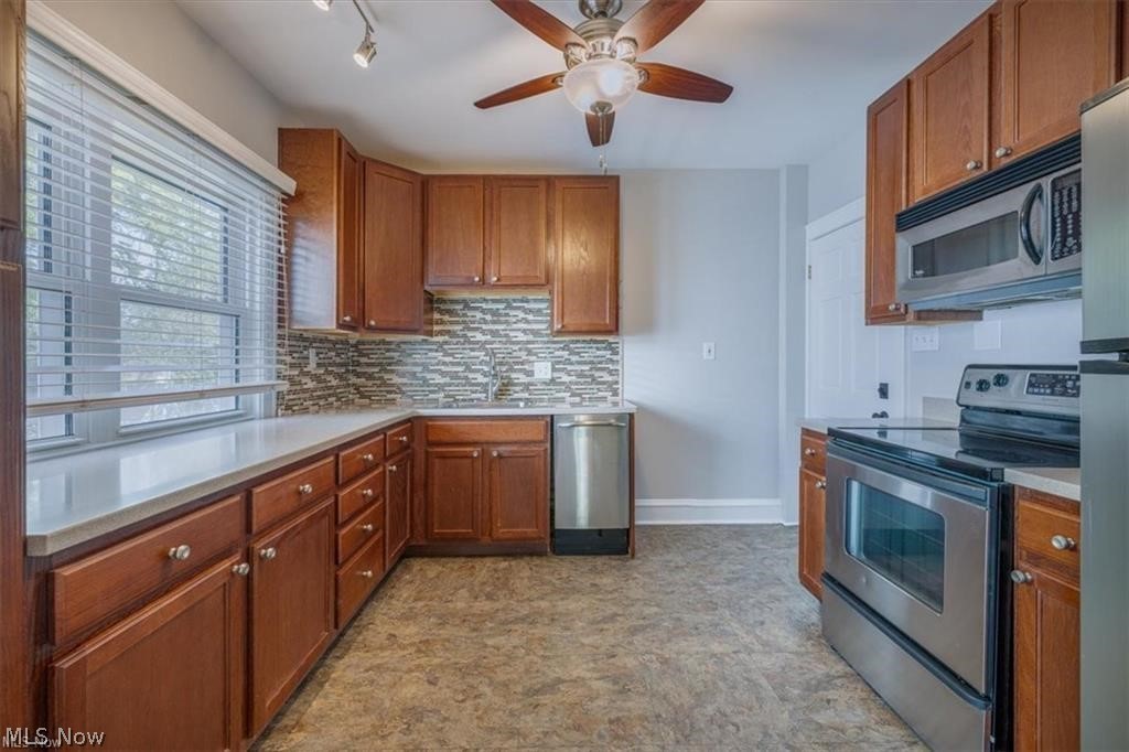 3806 Liggett Dr – photo 3