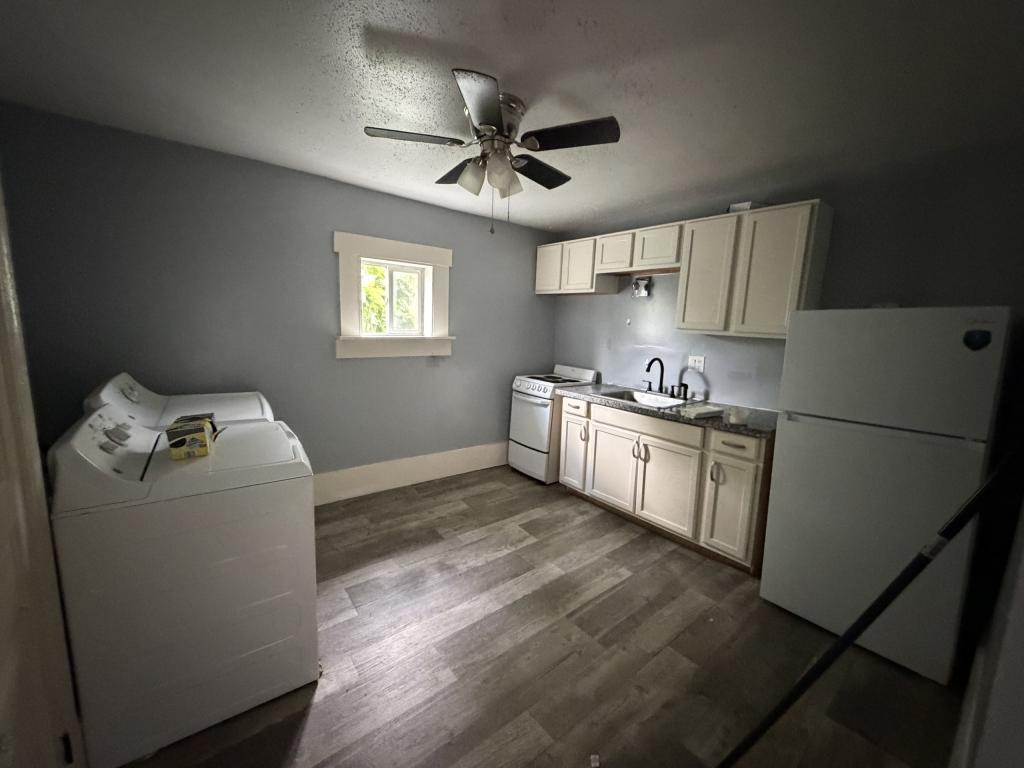 420 E Indiana St – photo 4