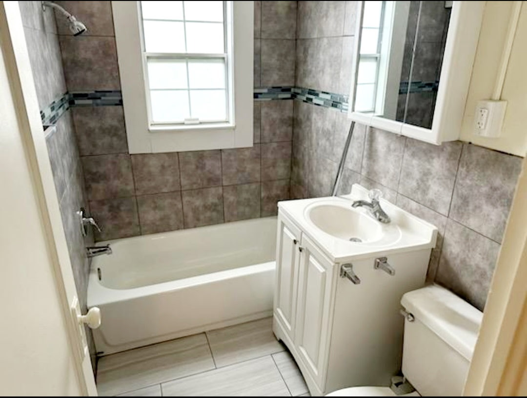 1667 N 200 W – photo 5