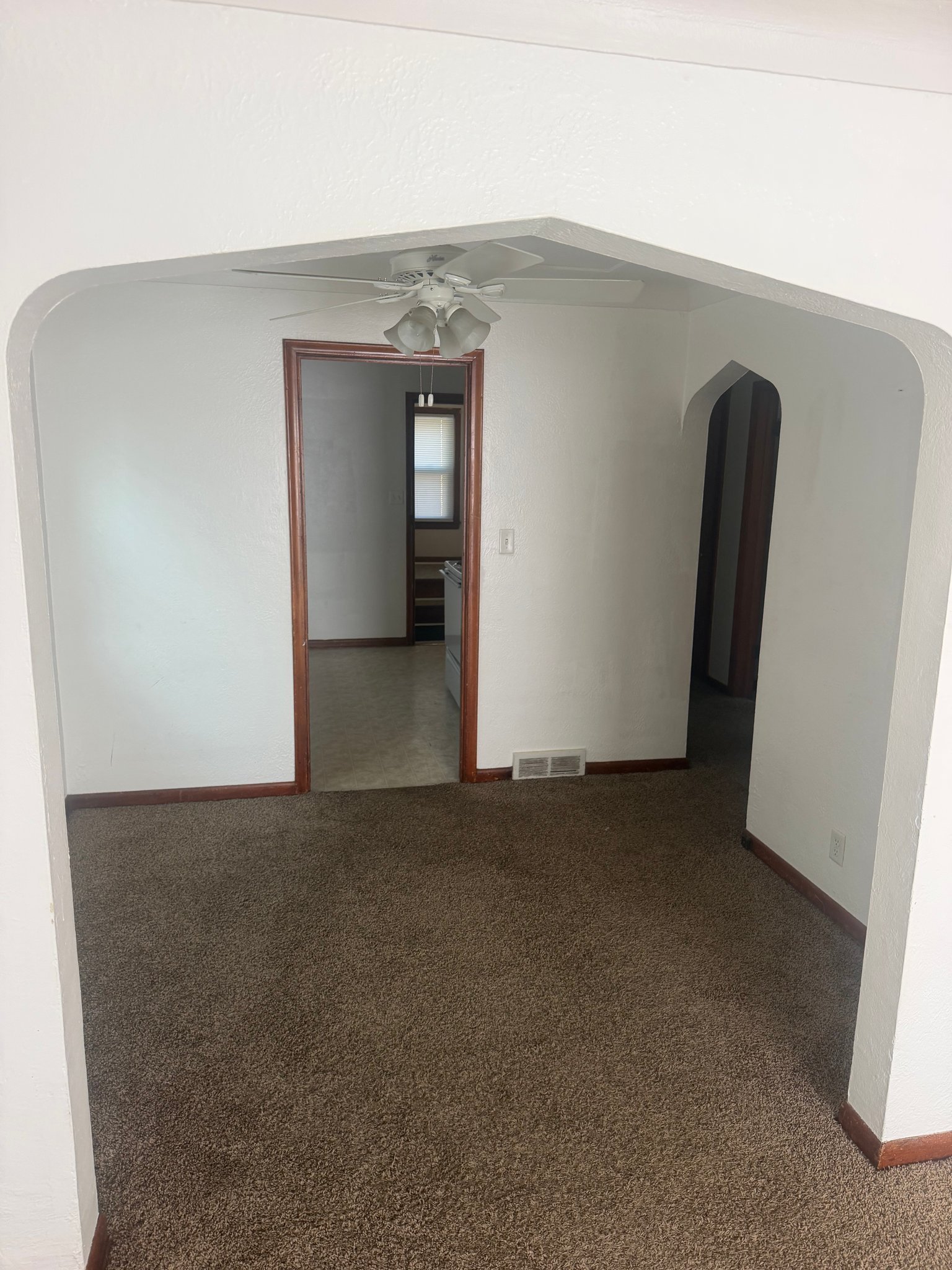 3721 Watson Ave unit Lower – photo 5