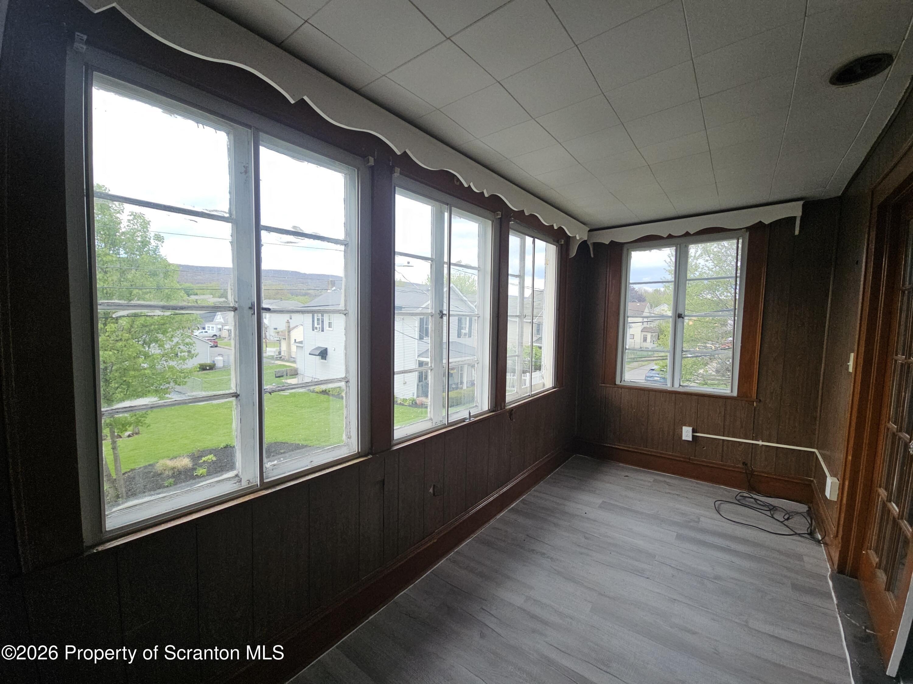 114 William St #2 – photo 3