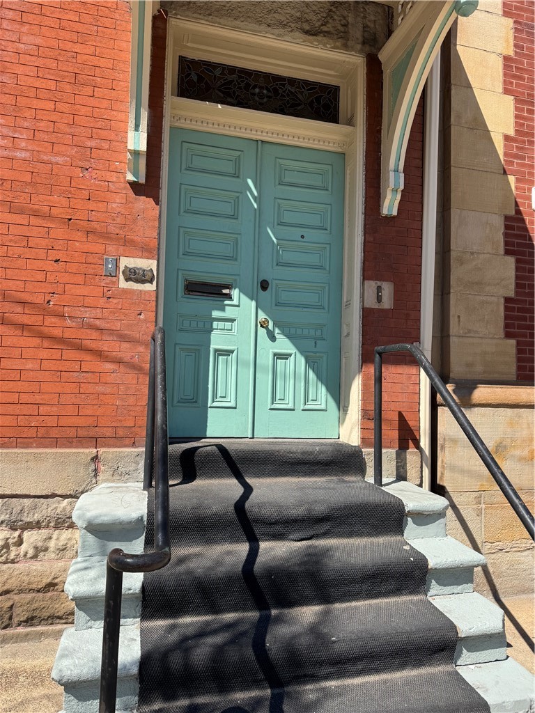 94 S 18th St unit 1 & 2 – photo 1