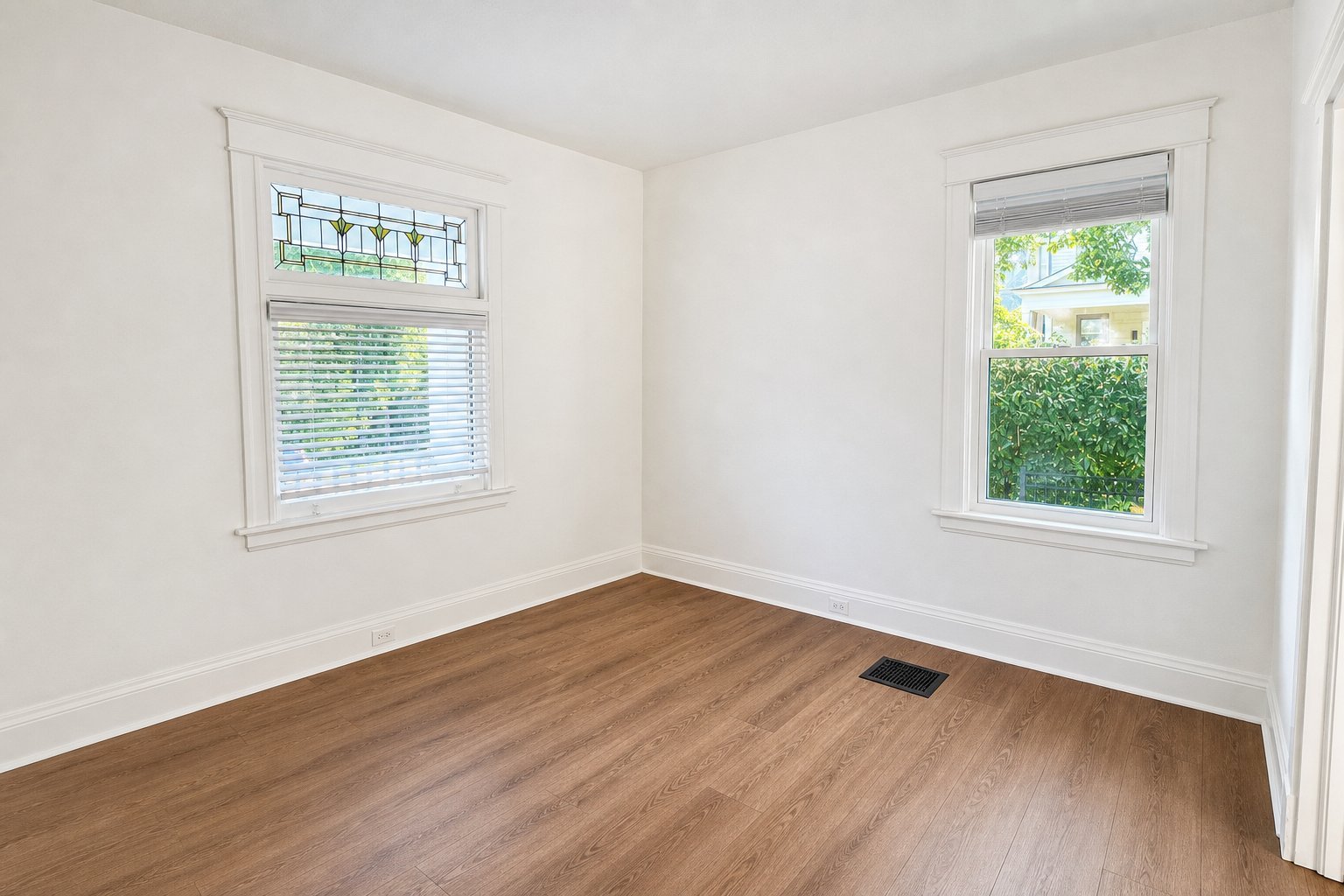 2715 Griffiths Ave – photo 5