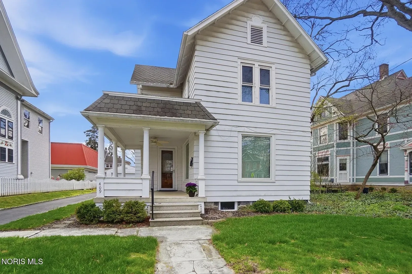 409 W Wooster St – photo 1