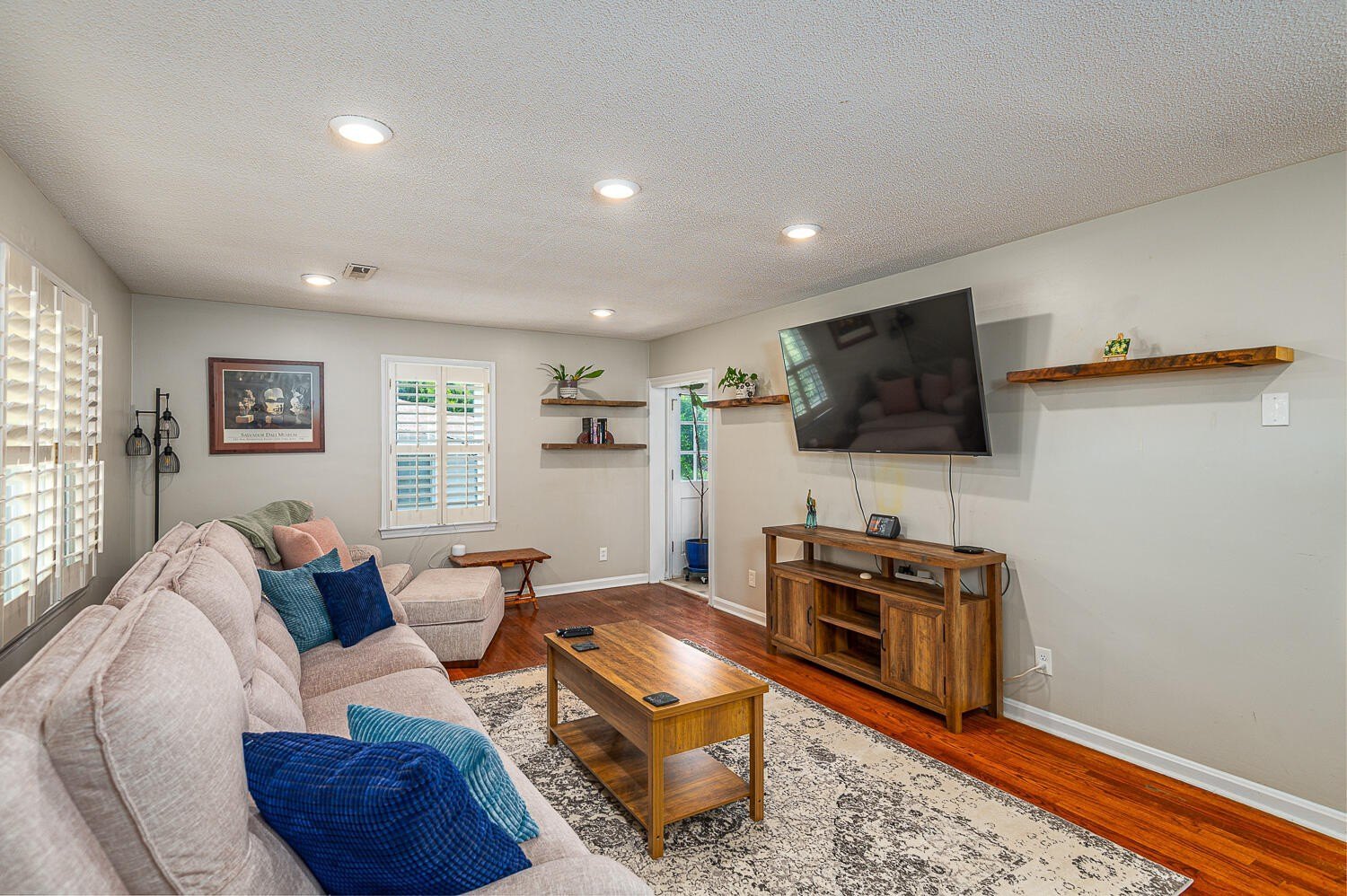 3902 Laird Ln – photo 3