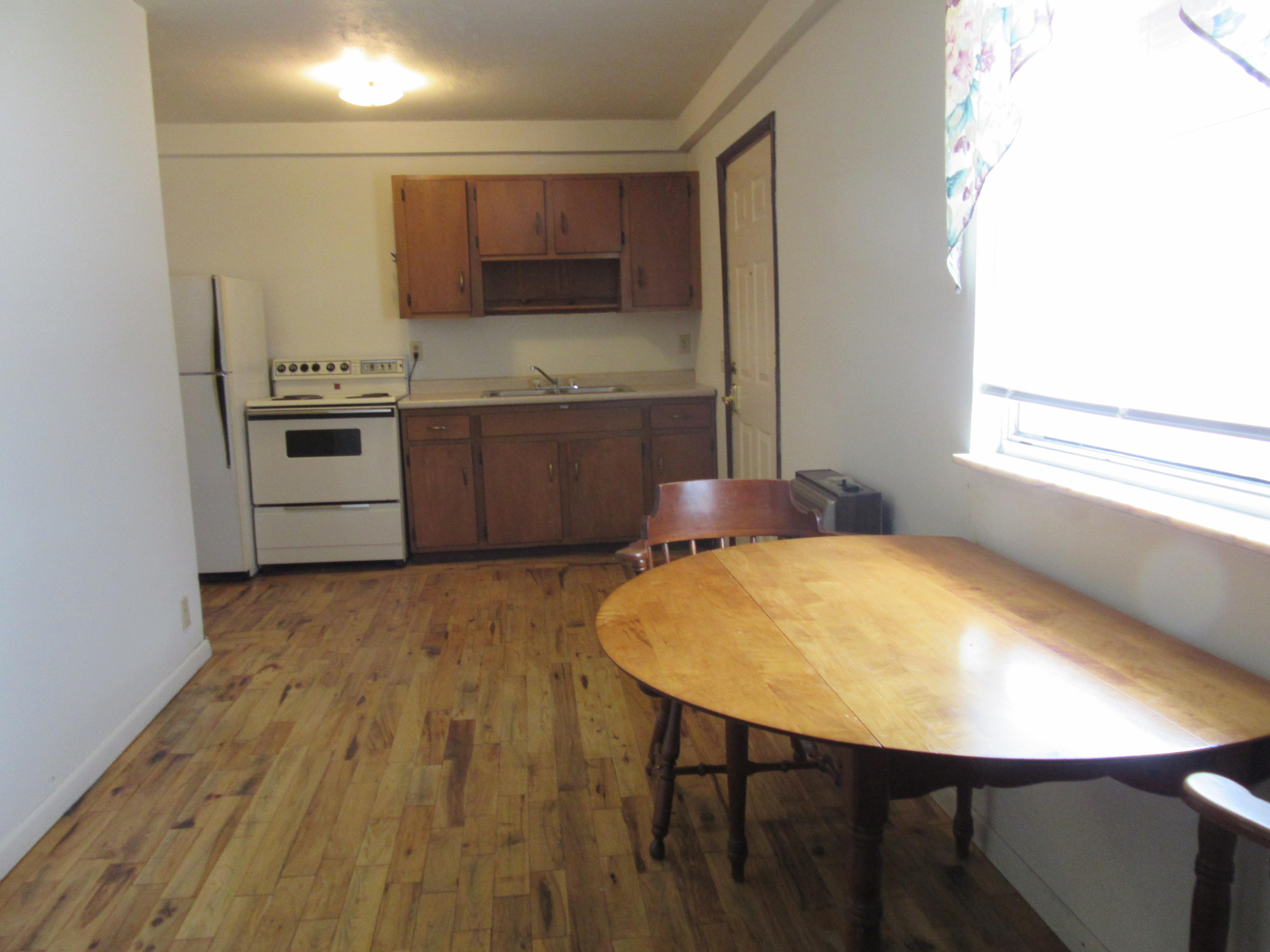 970 Washington Ave unit A – photo 2