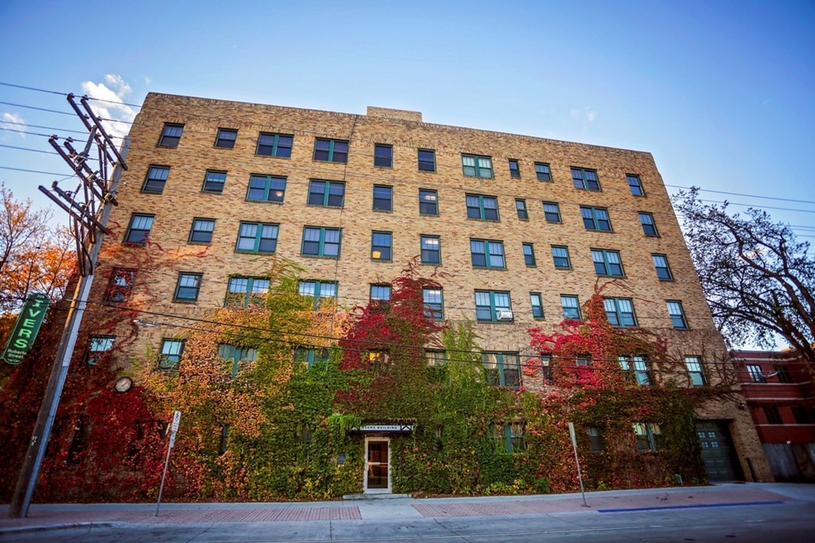 654 4th Ave N unit 402 – photo 1