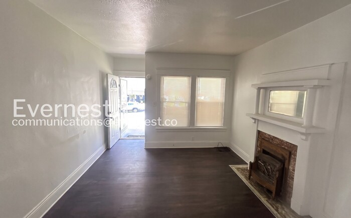3353 E 132nd St unit 1 – photo 5