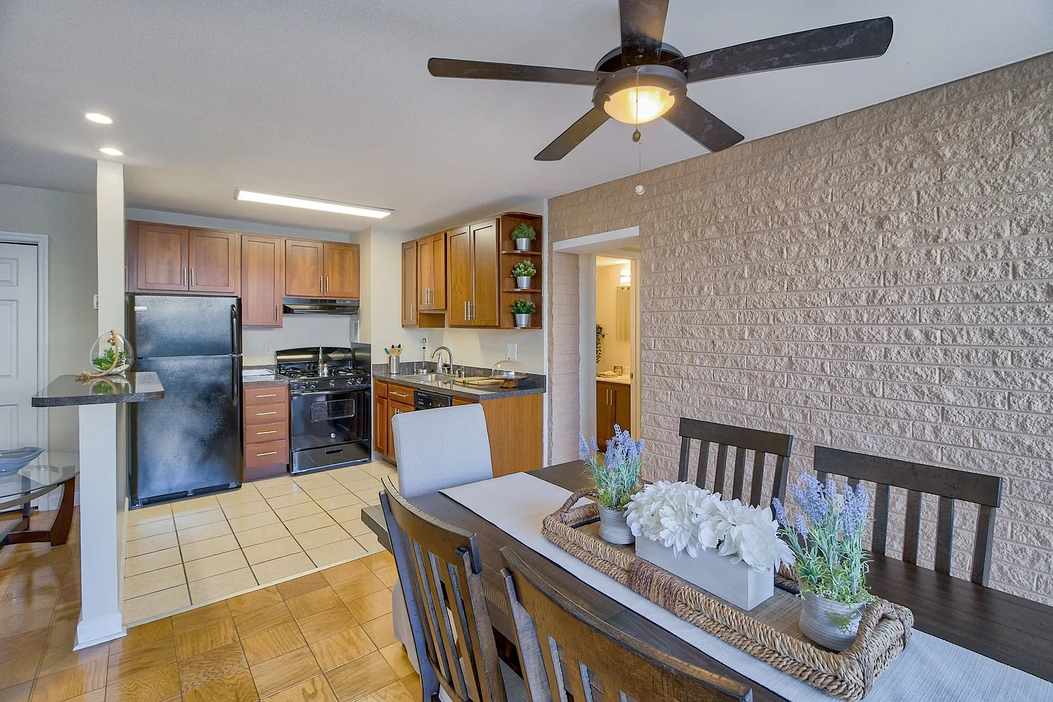Heritage Park Apartments – photo 3