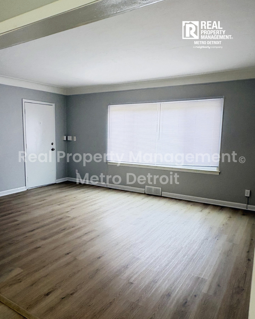 101 S Jessie St – photo 2