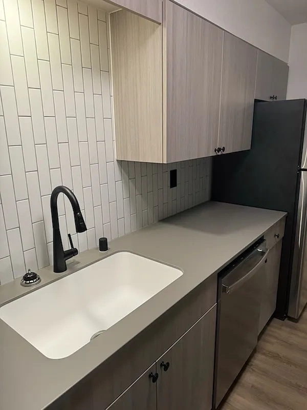 1421 W 8th Ave – photo 5