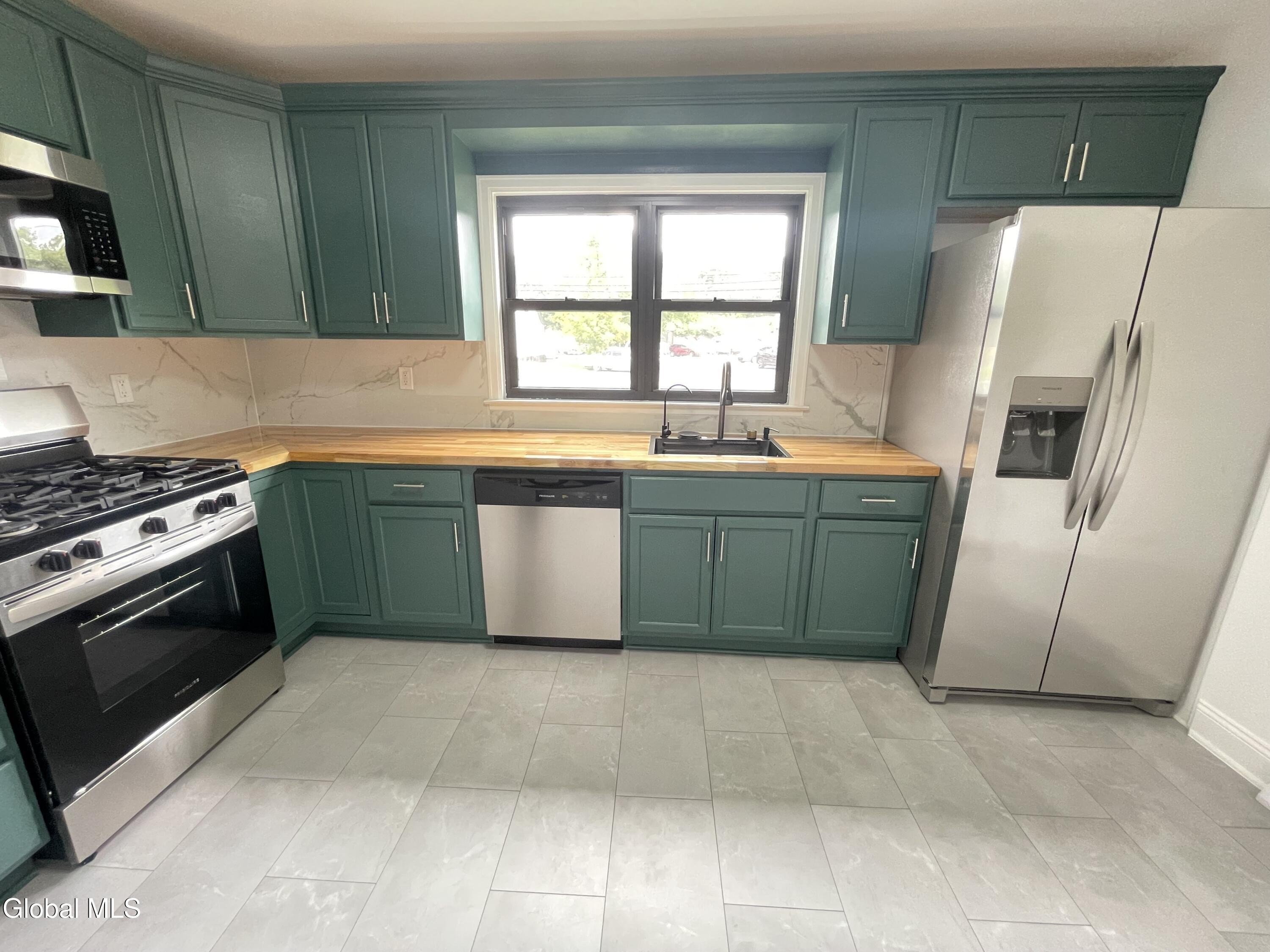 750 Columbia Turnpike – photo 5
