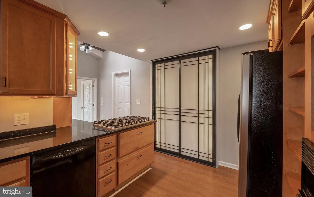 7 North St – photo 4