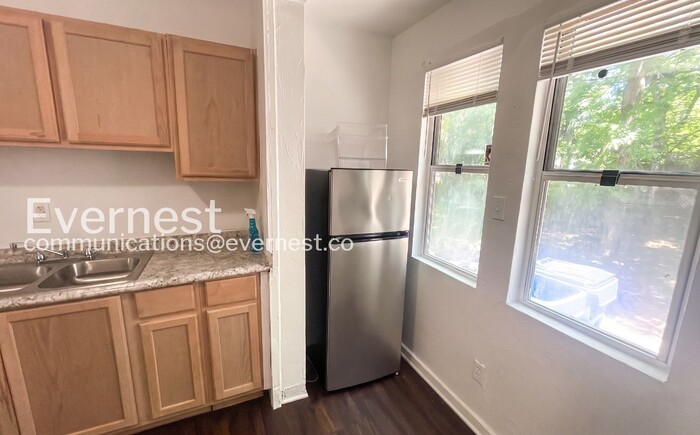 3353 E 132nd St unit 1 – photo 3