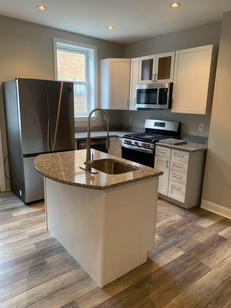 5214 Dresden Wy unit 5218 Dresden Way – photo 2