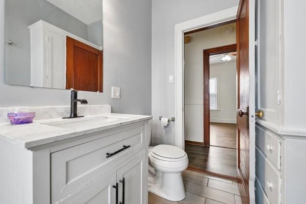 10226 S Charles St unit 2 – photo 1